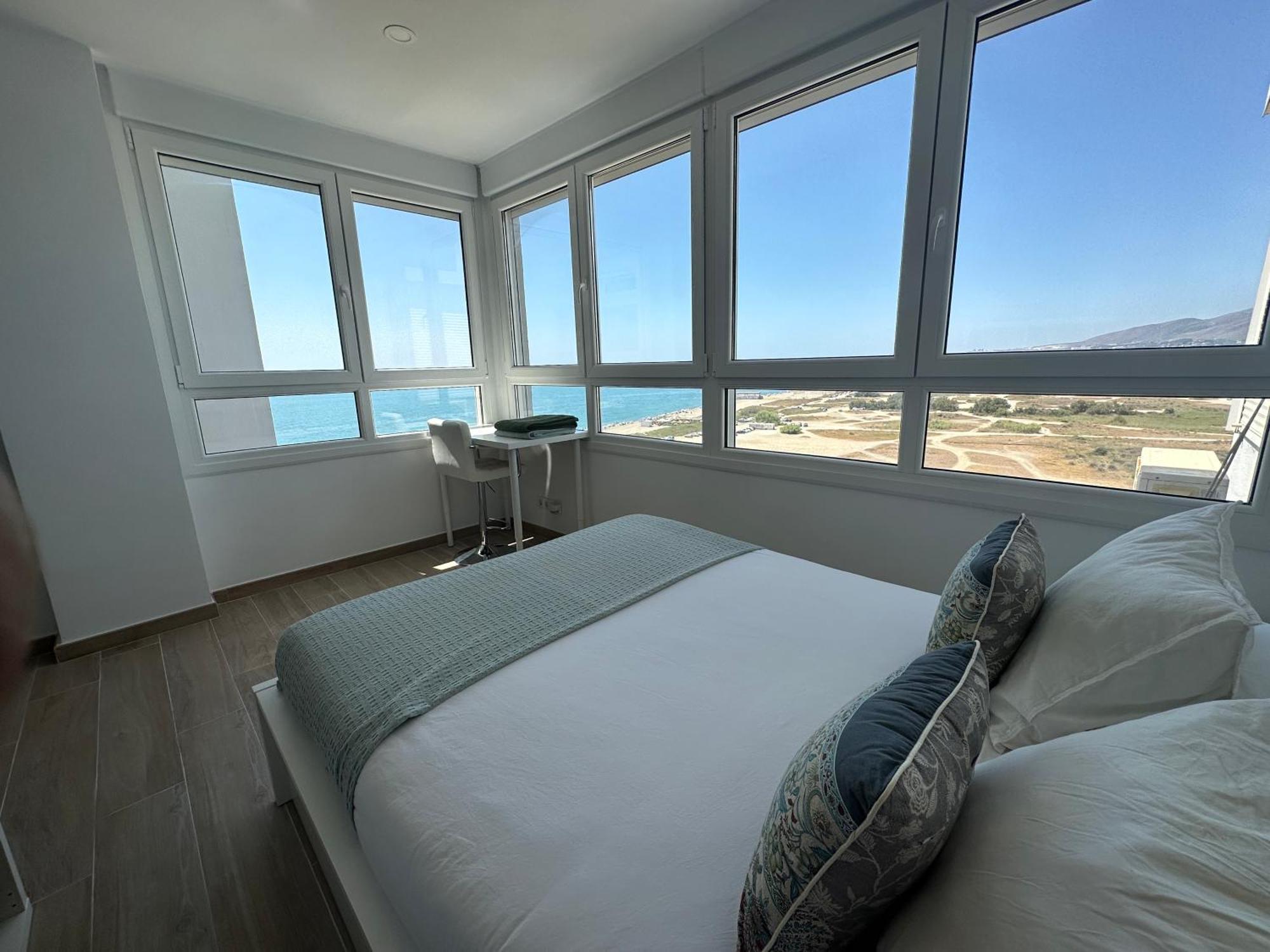 Sunstay Guadalmar Loft Seaview Малага Екстериор снимка
